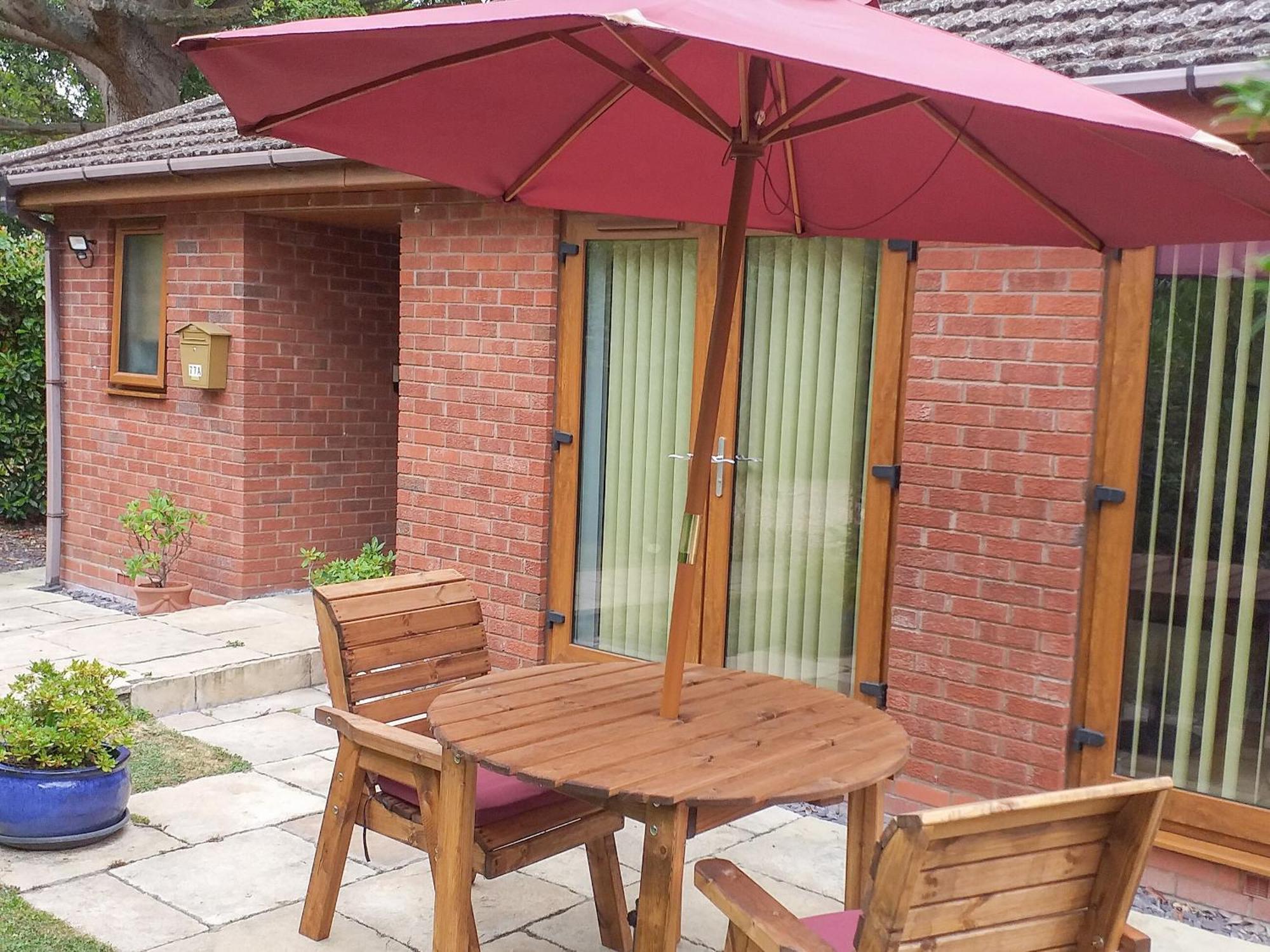 Little Acorns Villa Грейт Малвърн Екстериор снимка